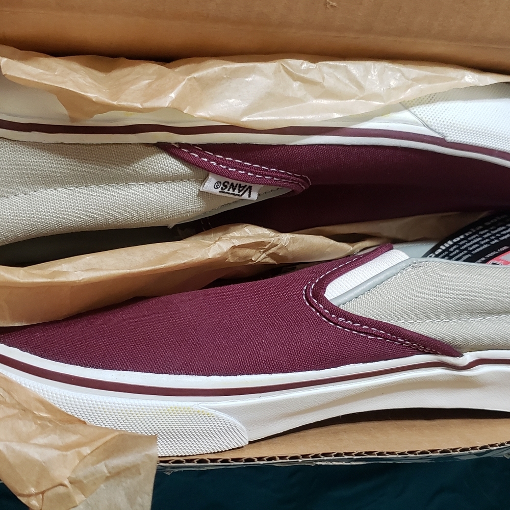Vans slip ons, Maroon, gray, maroon size 9